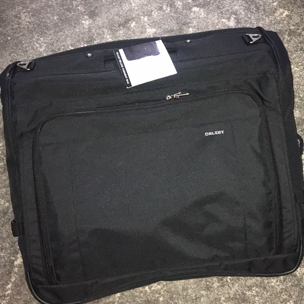 Delsey helium delux garment bag
